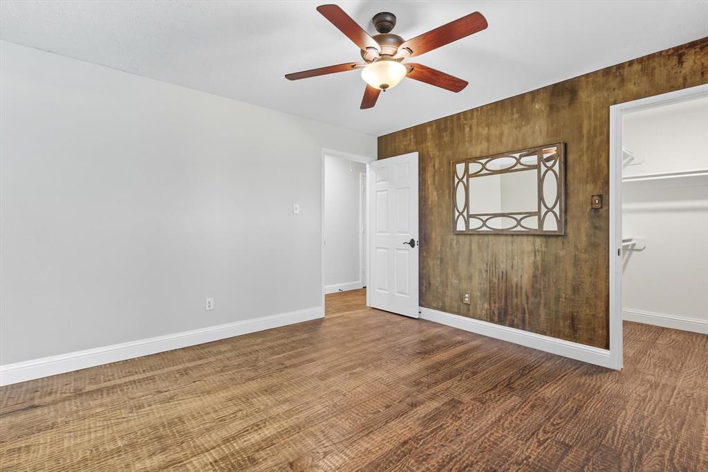 7632 Tallow Drive Irving, TX 75063 - Photo 24 of 40 Secondary Bedroom Upstairs