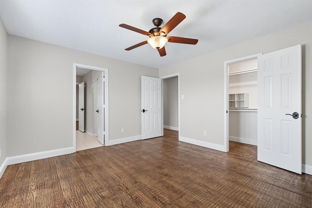 7632 Tallow Drive Irving, TX 75063 - Photo 29 of 40 Secondary Bedroom Upstairs