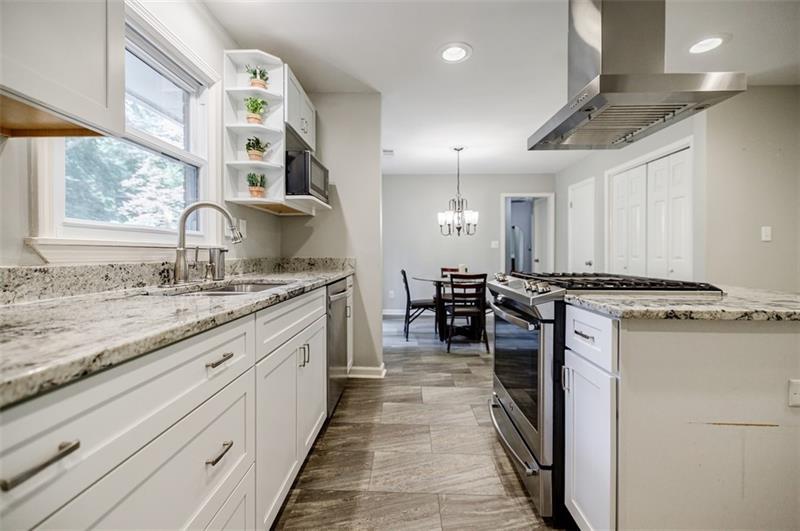 2343 Hunting Valley Drive Decatur, GA 30033 - Photo 13 of 71