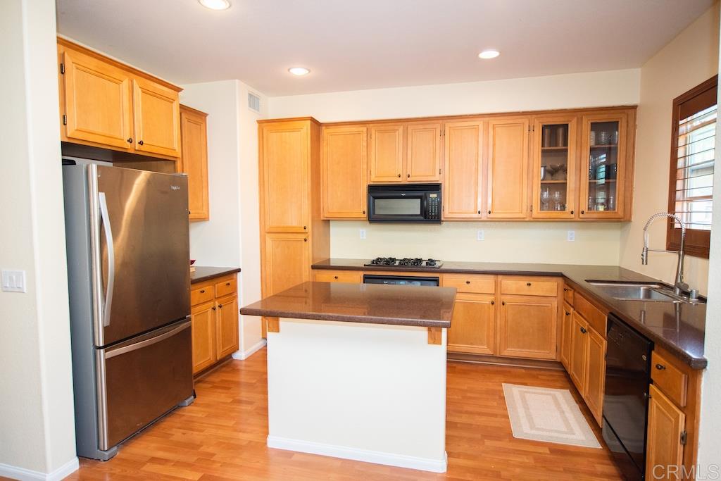 2248 Huntington Point Road, Unit 78 Chula Vista, CA 91914 - Photo 2 of 25