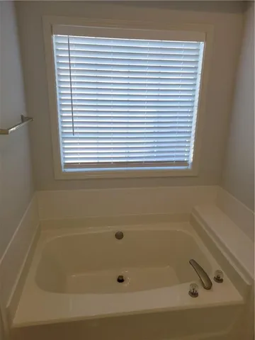 $2,495 | 3001 Rosebrook Drive, Decatur, GA 30033