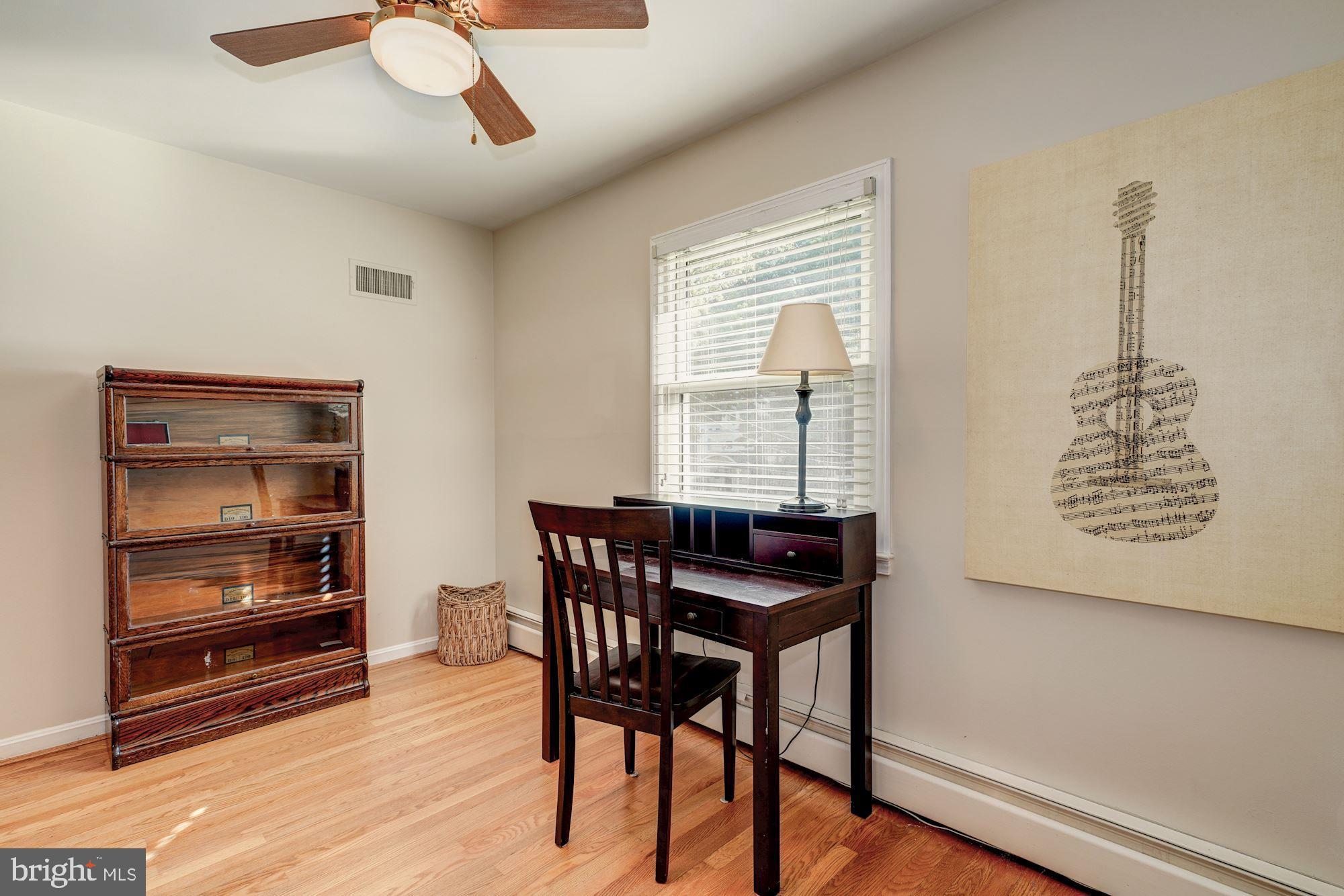 3108 Russell Road Alexandria, VA 22305 - Photo 22 of 45 Sitting room upstairs...great study/reading area