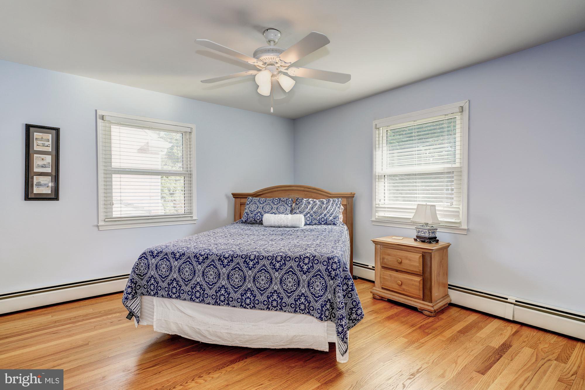 3108 Russell Road Alexandria, VA 22305 - Photo 23 of 45 3rd bedroom on upper level