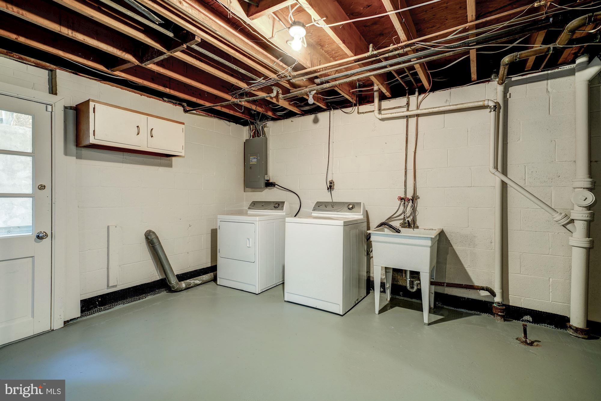 3108 Russell Road Alexandria, VA 22305 - Photo 29 of 45 Great storage and laundry room on LL