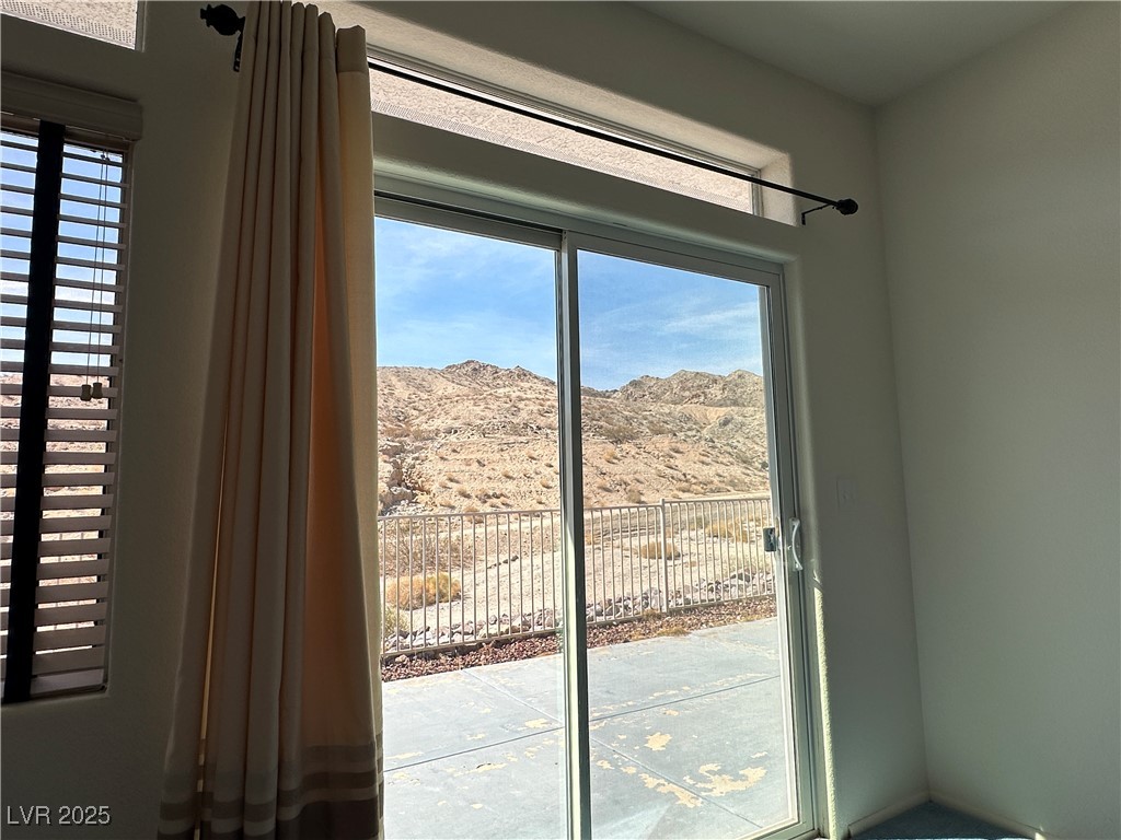 3213 Partridge Run Street Laughlin, NV 89029 - Photo 14 of 37
