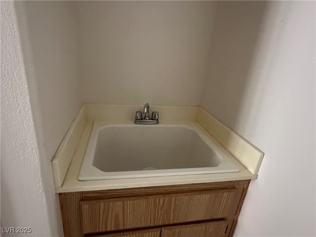 3213 Partridge Run Street Laughlin, NV 89029 - Photo 31 of 37