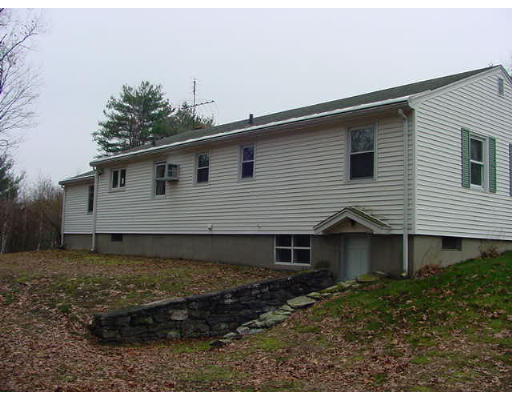 74 Pilgrim Road Lancaster, MA 01523 - Photo 3 of 5 Gallery Image 3