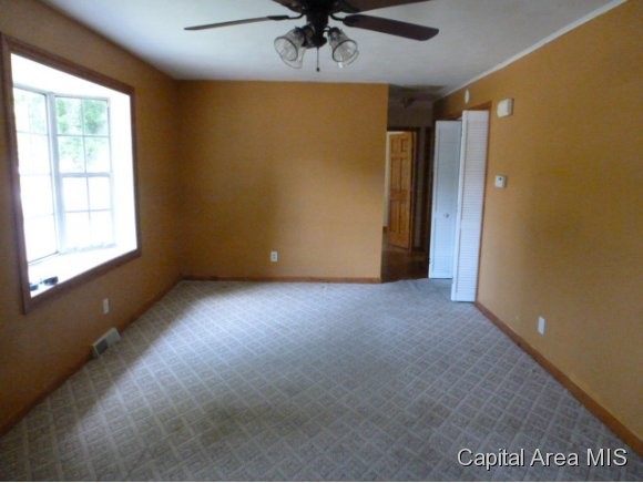 1825 Denton Street Springfield, IL 62702 - Photo 10 of 17