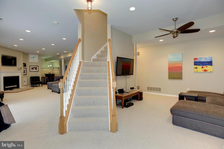 601 Randell Road Severna Park, MD 21146 - Photo 21 of 30 Interior (General)