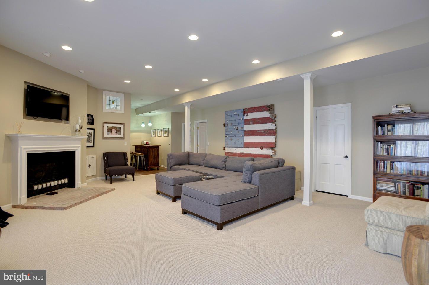 601 Randell Road Severna Park, MD 21146 - Photo 22 of 30 Family Room