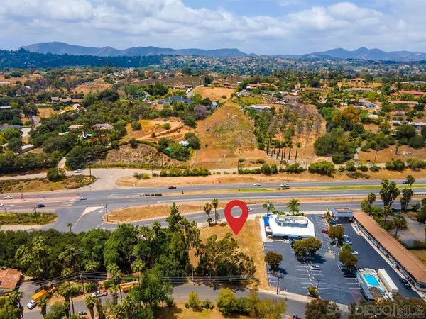 $1,795,000 | 2690 South Escondido Boulevard, Escondido, CA 92025