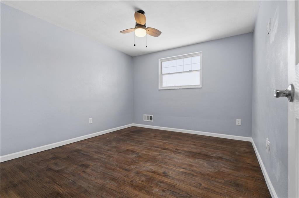 210 Seanor Road Irwin, PA 15642 - Photo 24 of 50