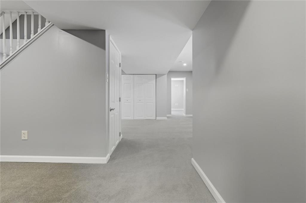 210 Seanor Road Irwin, PA 15642 - Photo 34 of 50