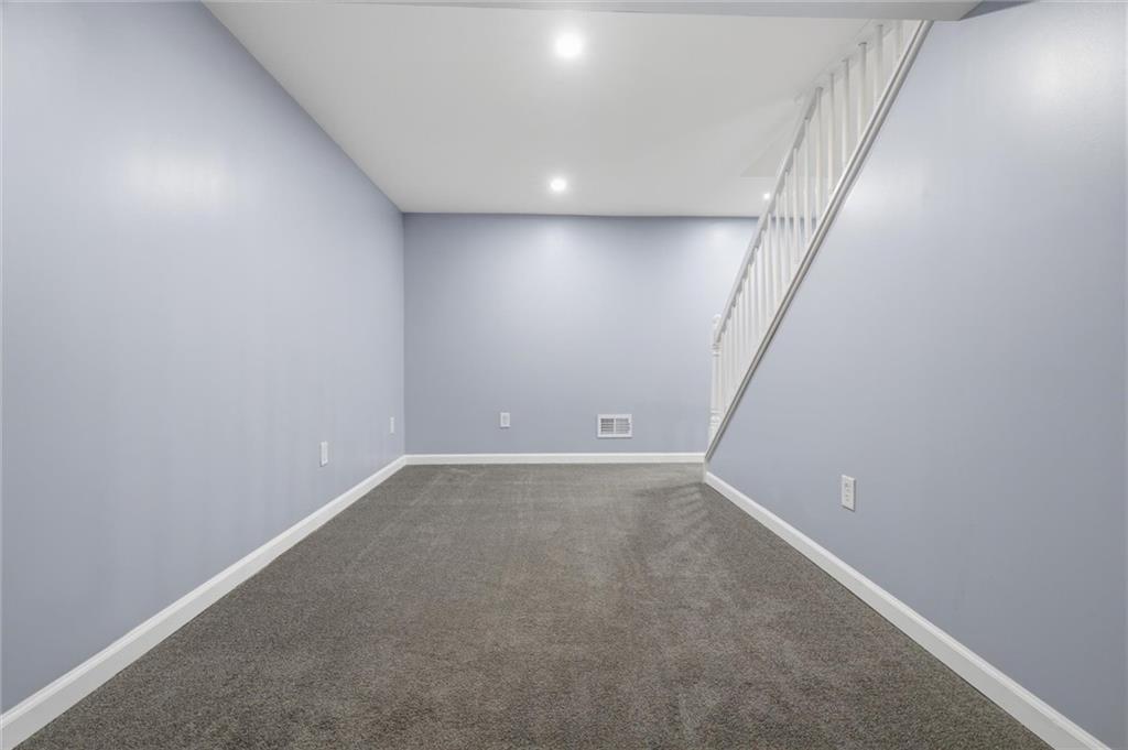 210 Seanor Road Irwin, PA 15642 - Photo 35 of 50