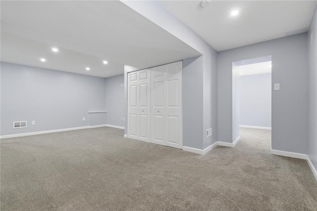 210 Seanor Road Irwin, PA 15642 - Photo 37 of 50