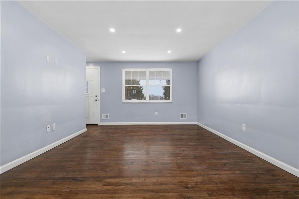 210 Seanor Road Irwin, PA 15642 - Photo 6 of 50