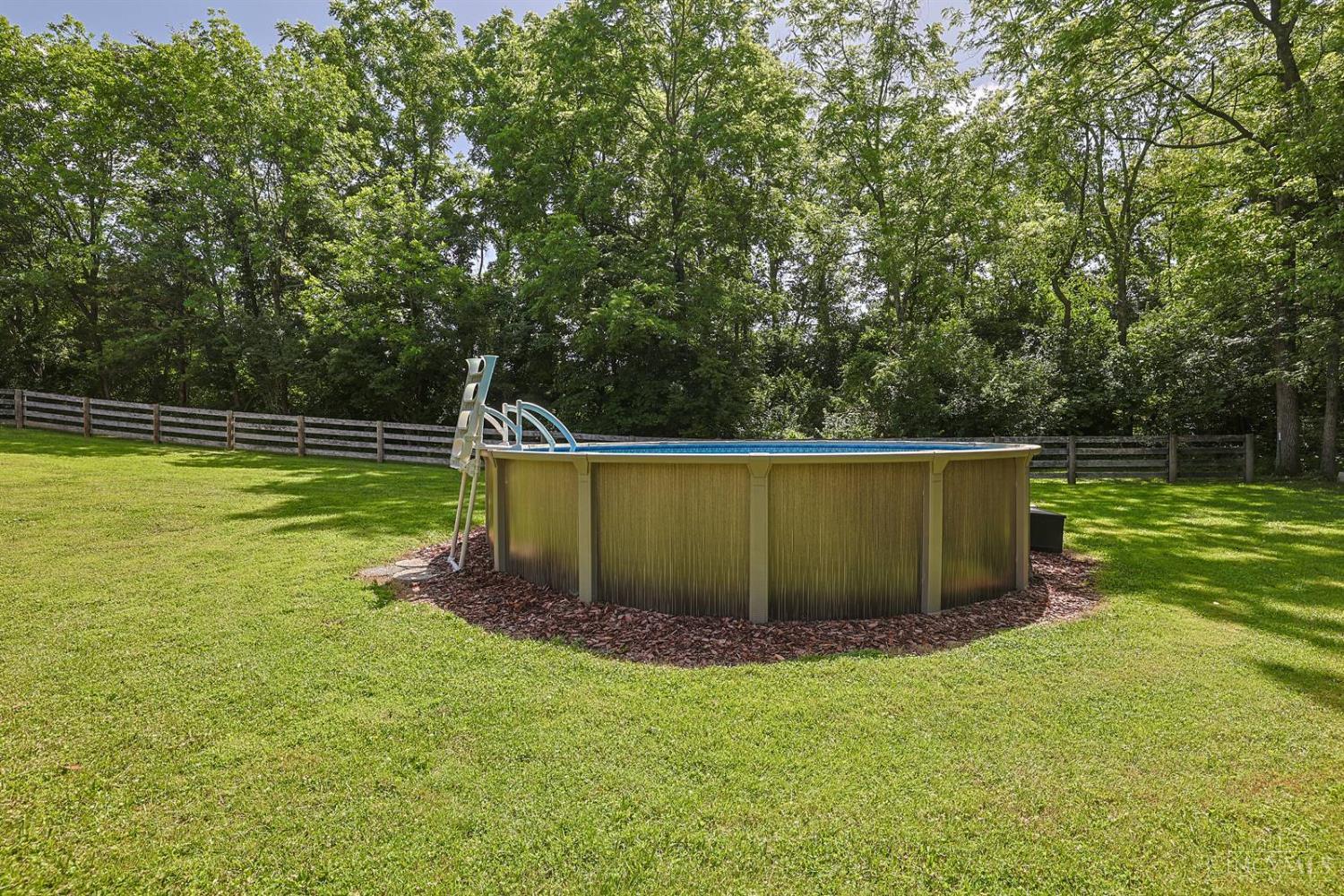 723 Nunner Road Maineville, OH 45039 - Photo 66 of 98 Private pool area
