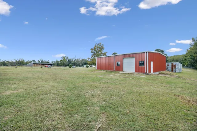 $340,000 | 4025 Cowhorne Hollow Road, Prospect, TN 38477