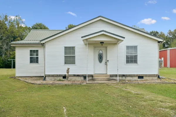 $315,000 | 4025 Cowhorne Hollow Road, Prospect, TN 38477