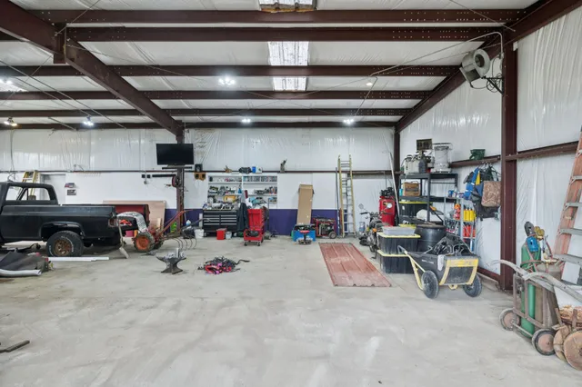 $340,000 | 4025 Cowhorne Hollow Road, Prospect, TN 38477