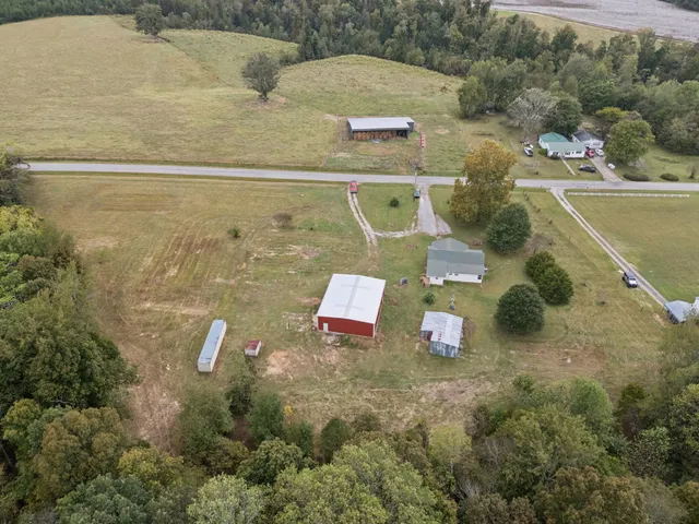 $340,000 | 4025 Cowhorne Hollow Road, Prospect, TN 38477