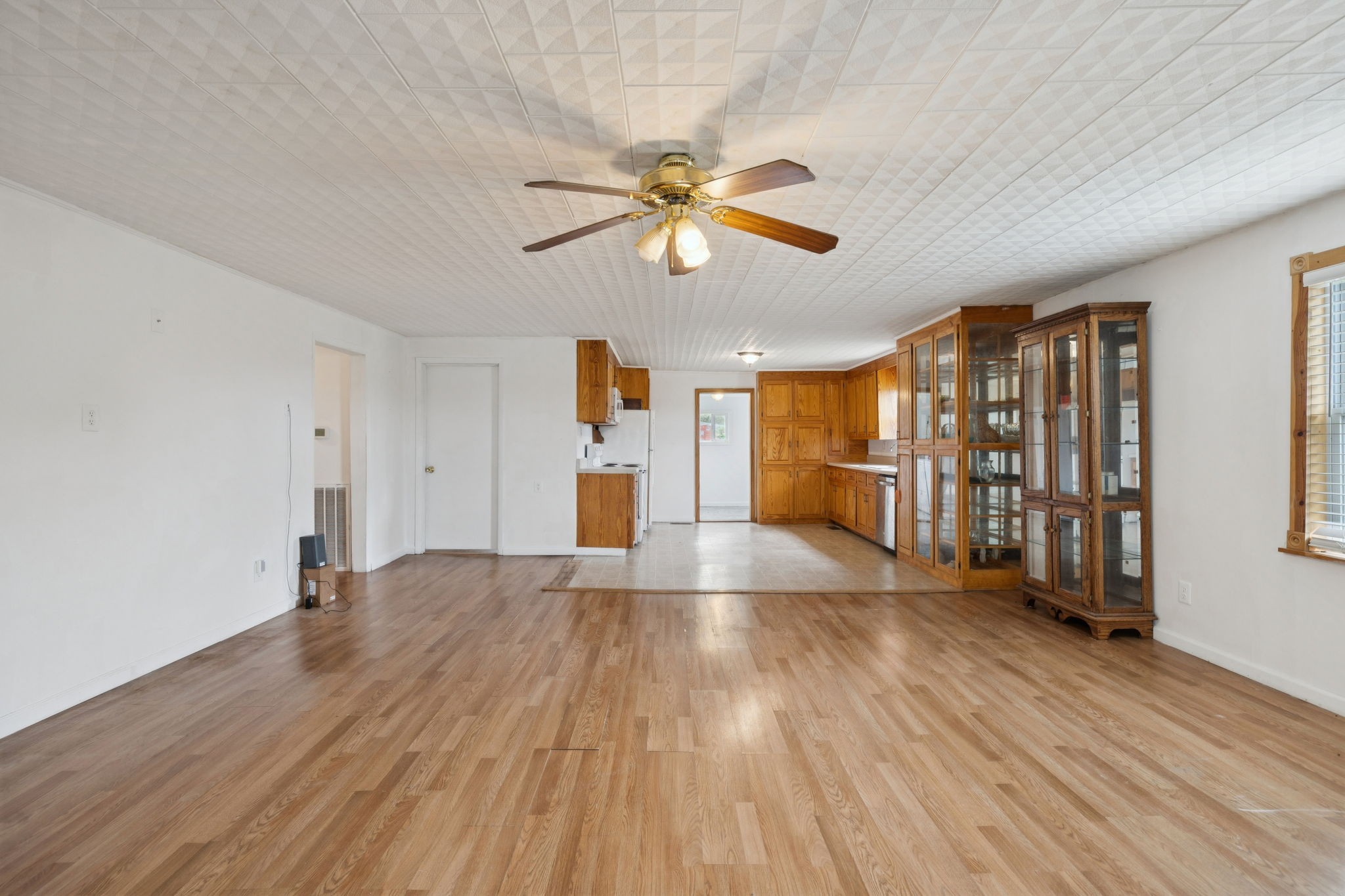 4025 Cowhorne Hollow Road Prospect, TN 38477 - Photo 9 of 55