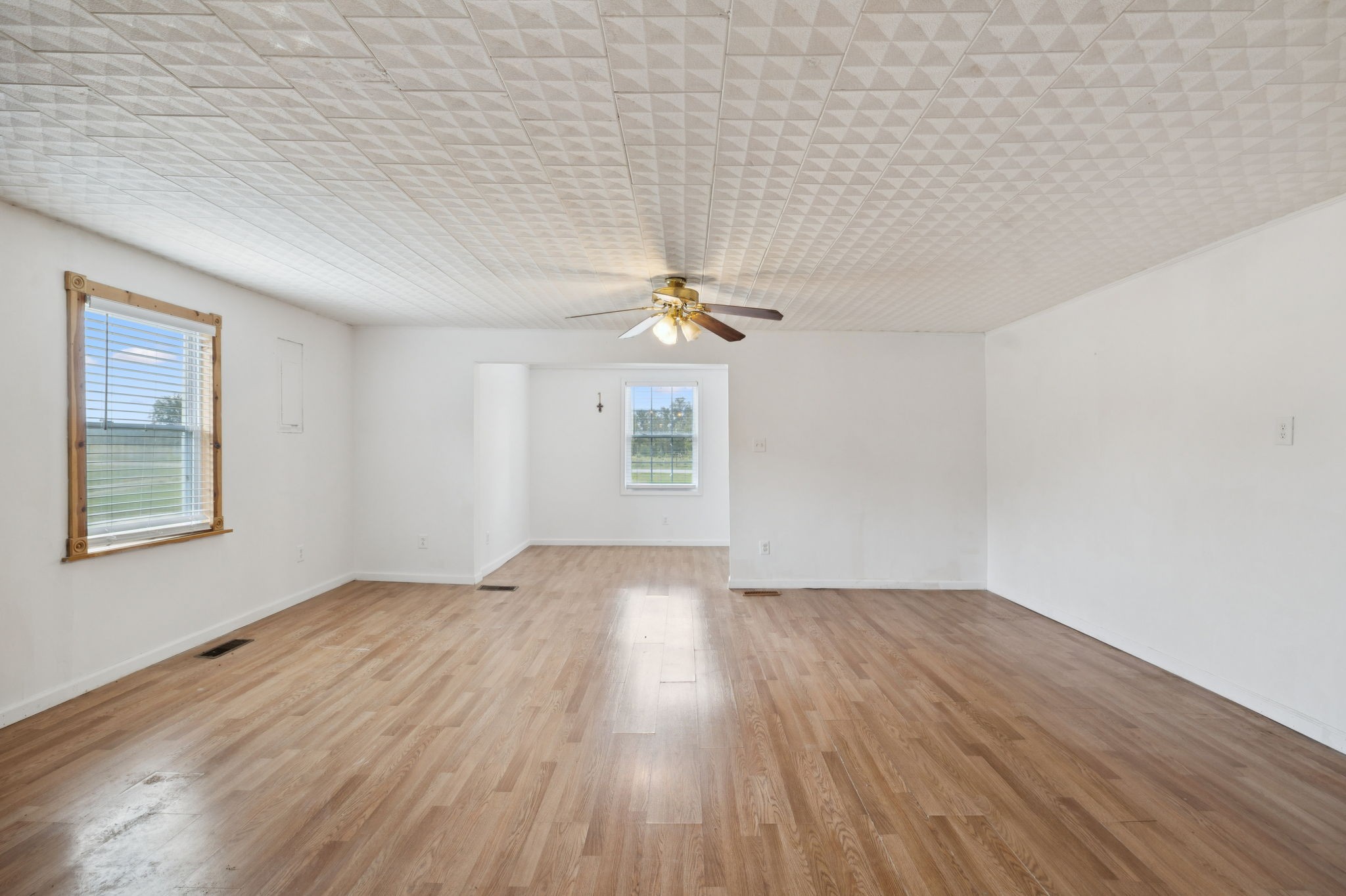 4025 Cowhorne Hollow Road Prospect, TN 38477 - Photo 10 of 55