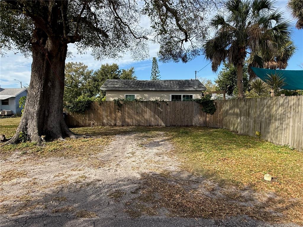 3317 18th Street North St. Petersburg, FL 33713 - Photo 4 of 33