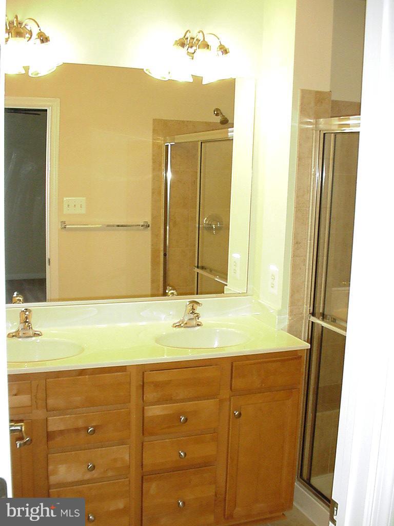 2710 Amber Crest Road Hanover, MD 21076 - Photo 14 of 26 Bath (Master)