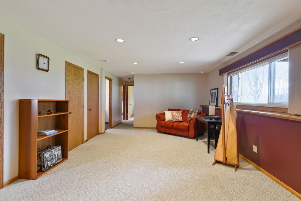 5795 Ridge Creek Road Shoreview, MN 55126 - Photo 22 of 44 Gallery Image 22