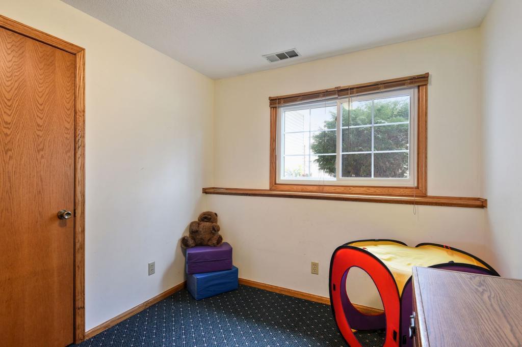5795 Ridge Creek Road Shoreview, MN 55126 - Photo 24 of 44 Gallery Image 24