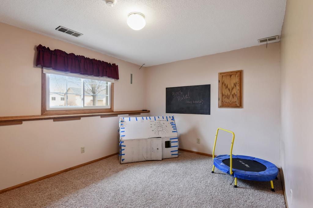 5795 Ridge Creek Road Shoreview, MN 55126 - Photo 25 of 44 Gallery Image 25