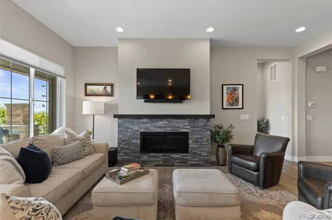 $949,000 | 7129 Canyonpoint Place, Castle Pines, CO 80108