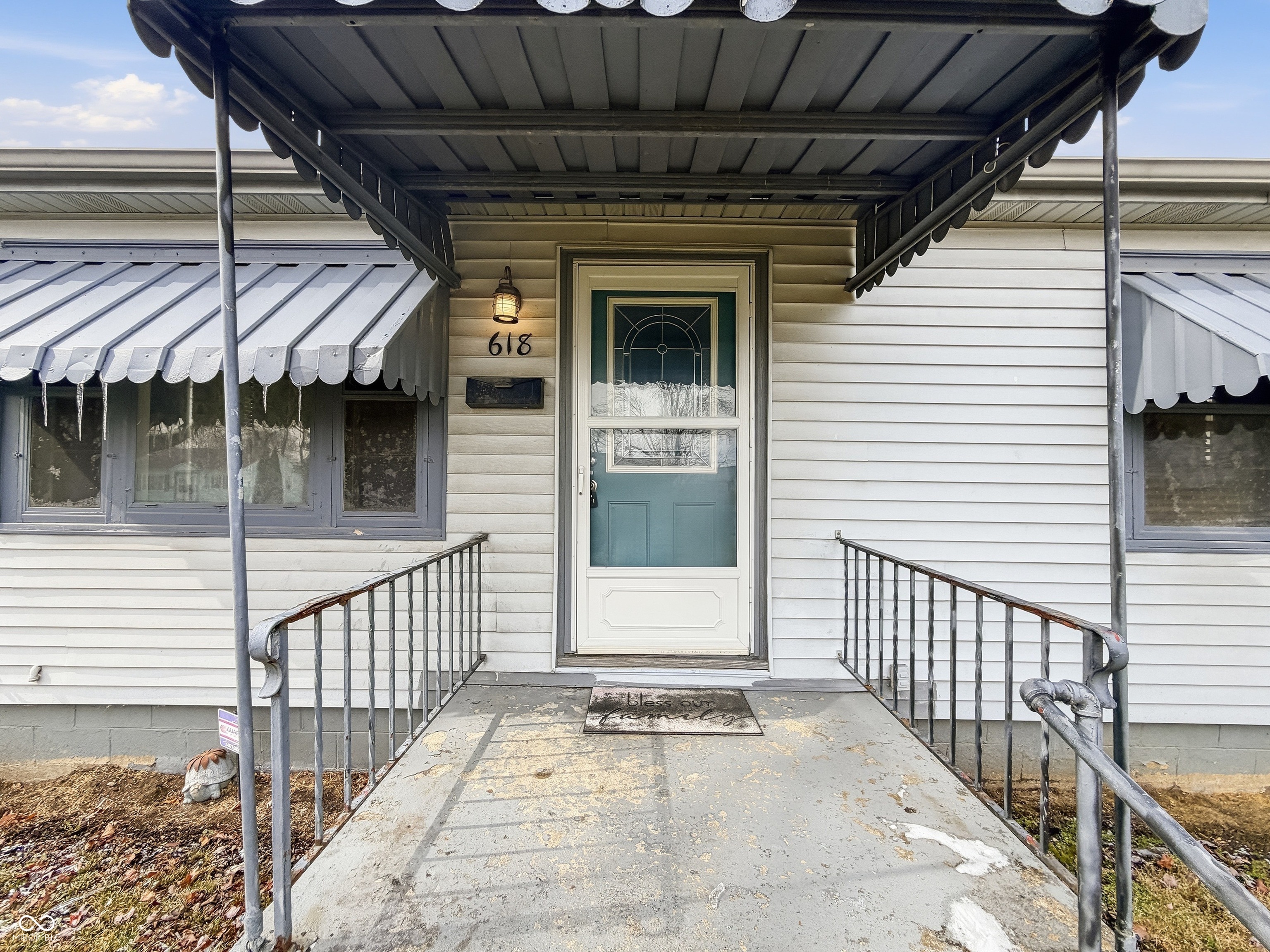 618 South Butler Avenue Indianapolis, IN 46219 - Photo 15 of 35