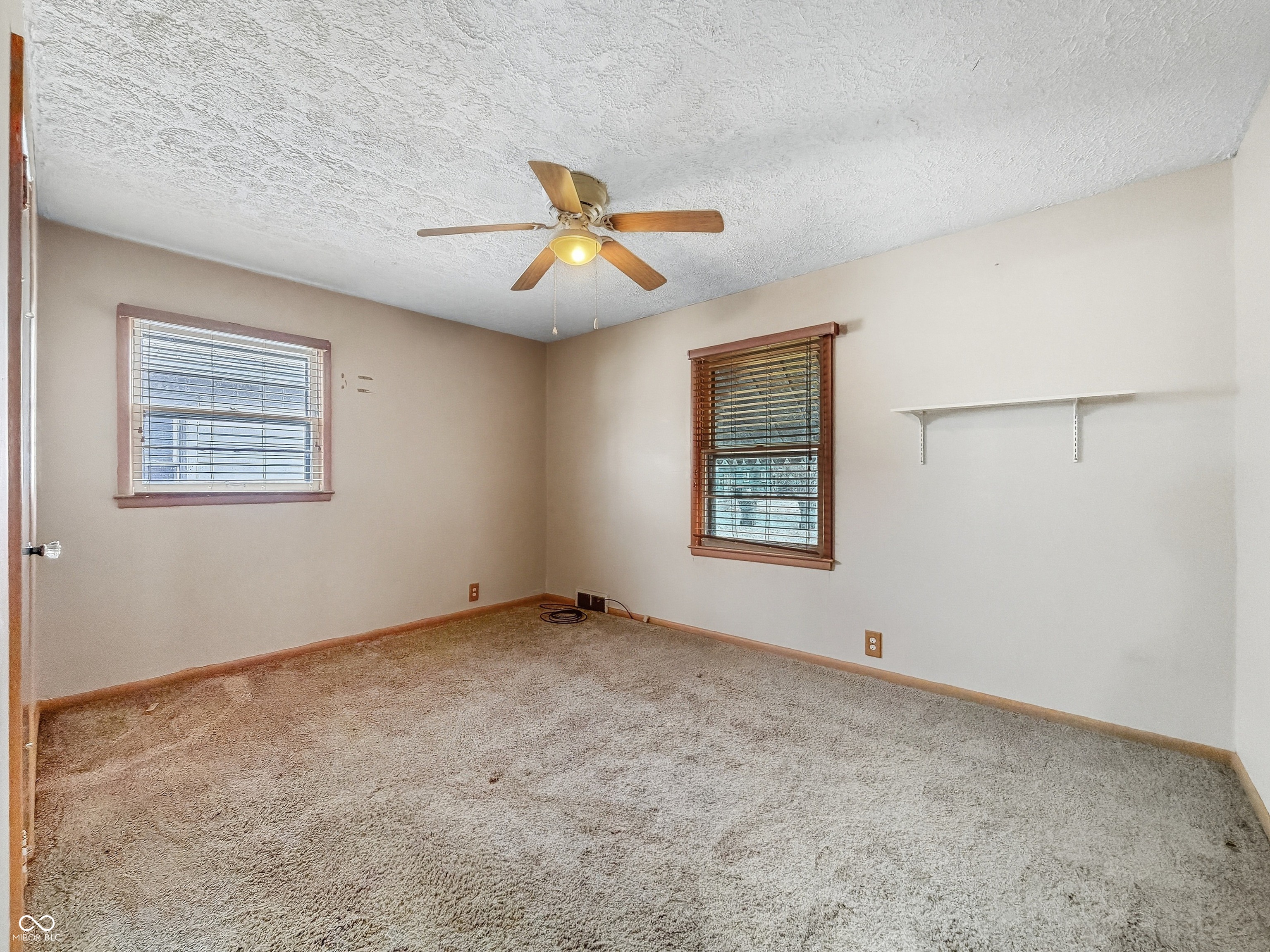 618 South Butler Avenue Indianapolis, IN 46219 - Photo 24 of 35