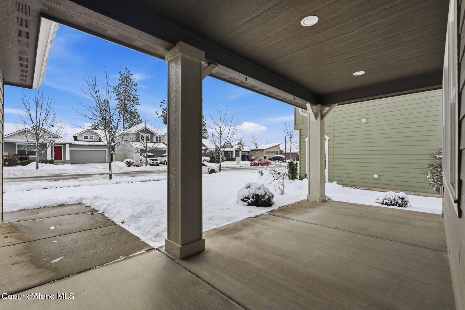 6861 Cornwall Street Coeur D'Alene, ID 83815 - Photo 22 of 25 Covered Front Porch