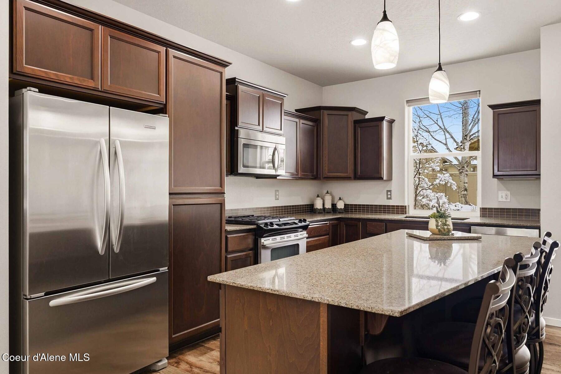 6861 Cornwall Street Coeur D'Alene, ID 83815 - Photo 10 of 25 Kitchen