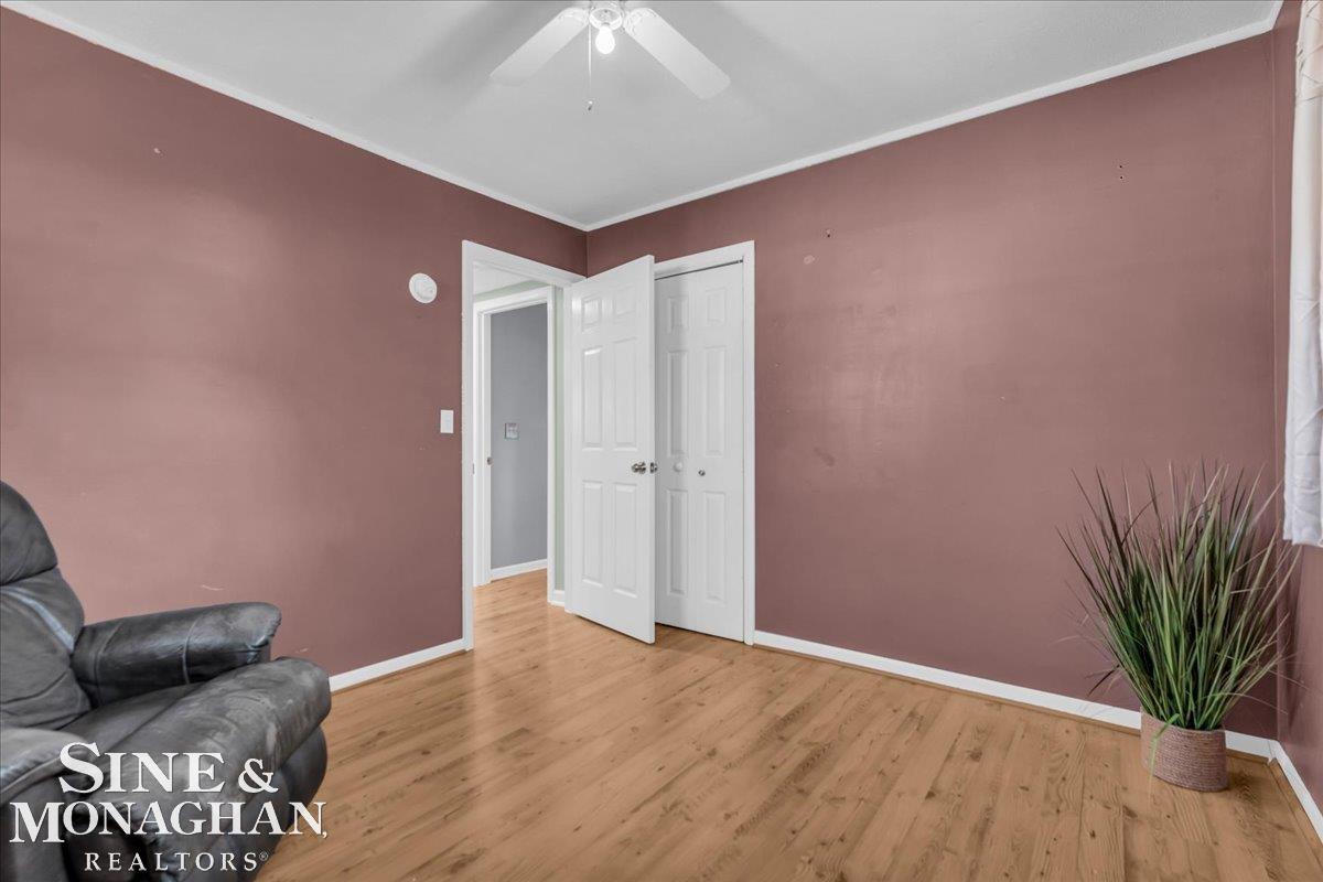 422 Edgewater Avenue Algonac, MI 48001 - Photo 14 of 29 50169318-d5c0c433-64f0-41c5-943f-89e8ad99cf67.JPG