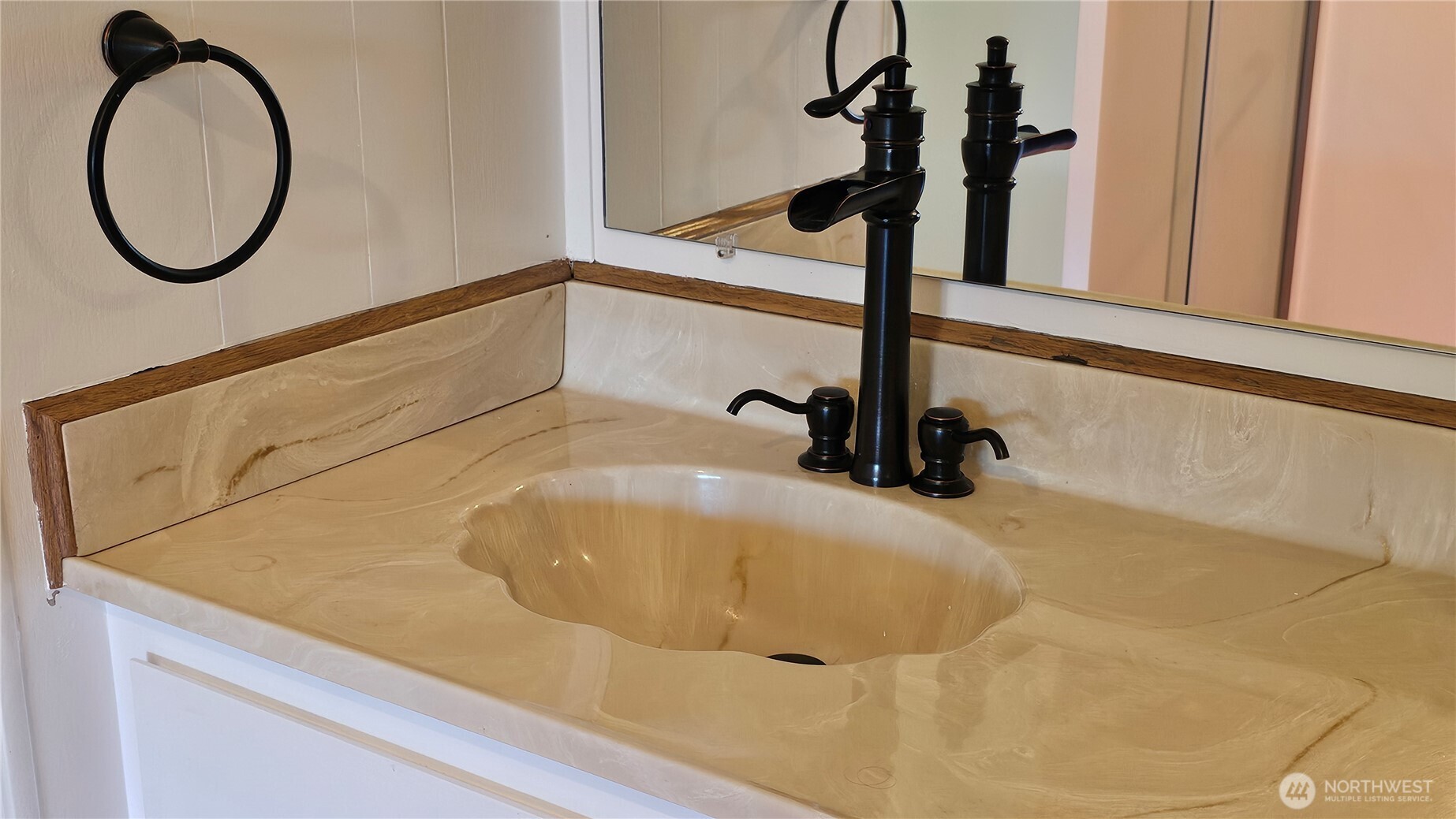 1402 22nd Street Northeast, Unit 252 Auburn, WA 98002 - Photo 17 of 36 a bathroom with a sink