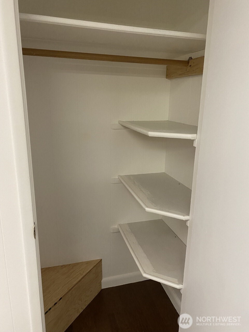 1402 22nd Street Northeast, Unit 252 Auburn, WA 98002 - Photo 25 of 36 a view of walk in closet