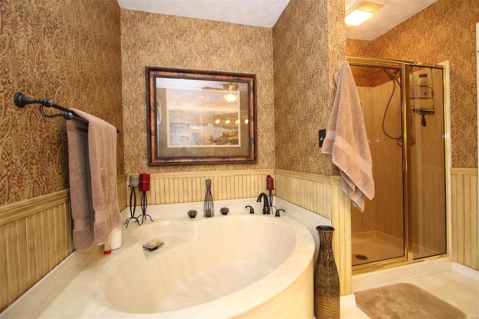 1428 Milton Road Alton, IL 62002 - Photo 17 of 22 Gallery Image 17