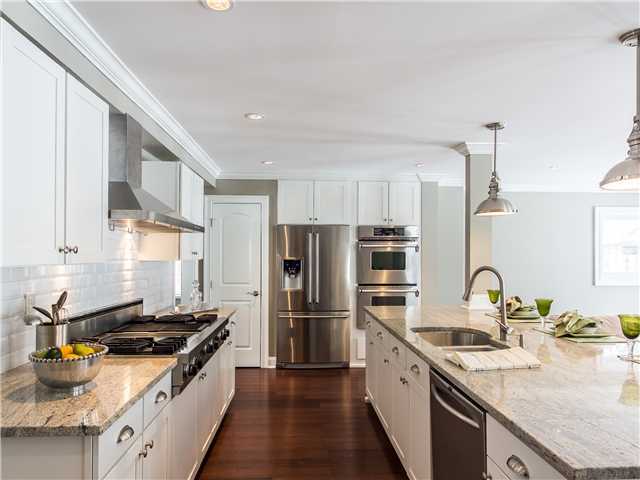 1548 Doone Road Columbus, OH 43221 - Photo 3 of 24