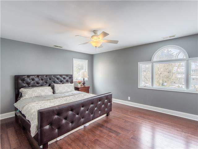 1548 Doone Road Columbus, OH 43221 - Photo 10 of 24