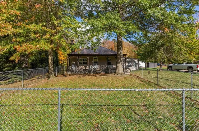 a view of a basketball court