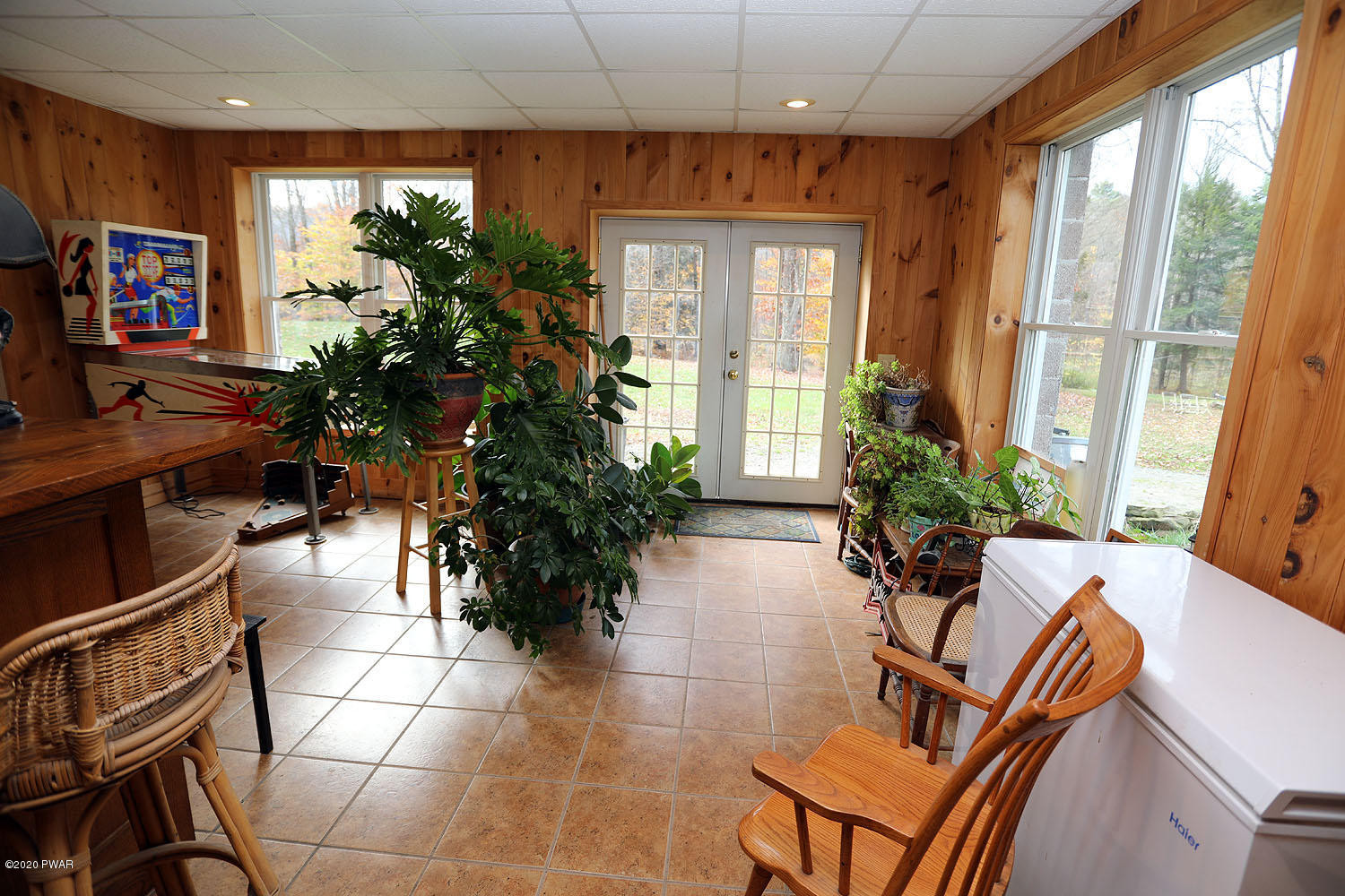 133 Beech Road Equinunk, PA 18417 - Photo 5 of 29 Family Room