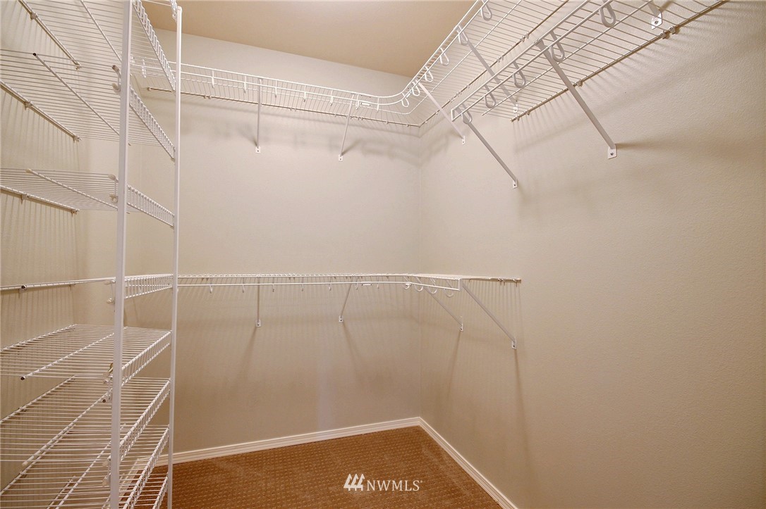 4126 Northeast 14th Place, Unit B Renton, WA 98059 - Photo 17 of 24 Gallery Image 17