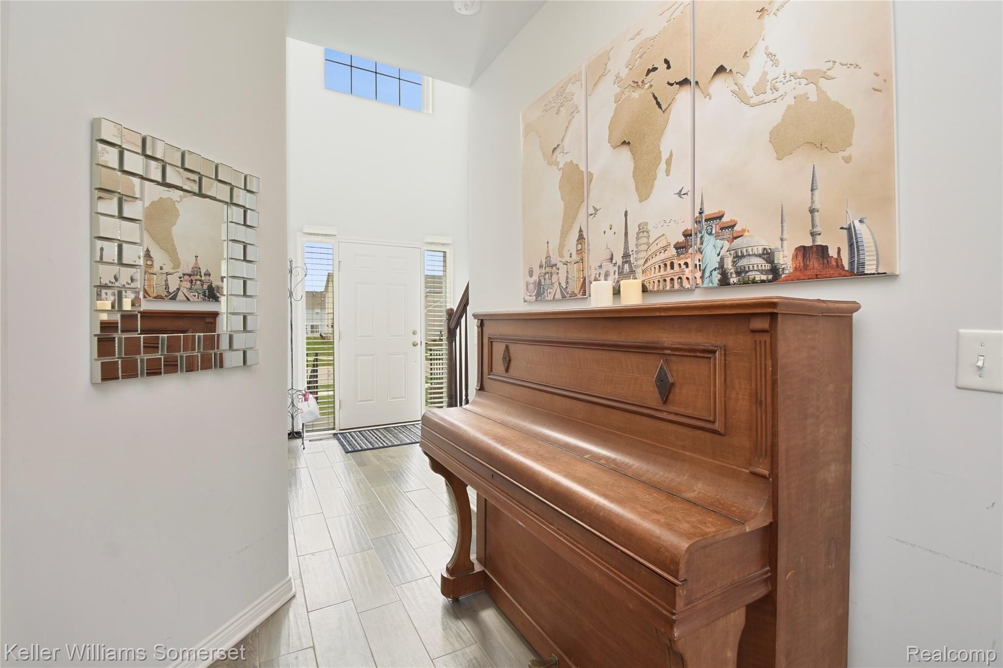 3240 Fantail Drive Rochester, MI 48309 - Photo 7 of 47 Natural light 2 story foyer