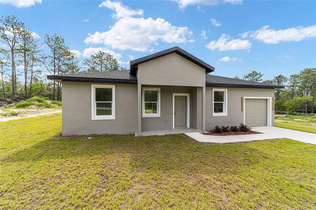 427 Alvarez Road Dunnellon, FL 34431 - Photo 4 of 51