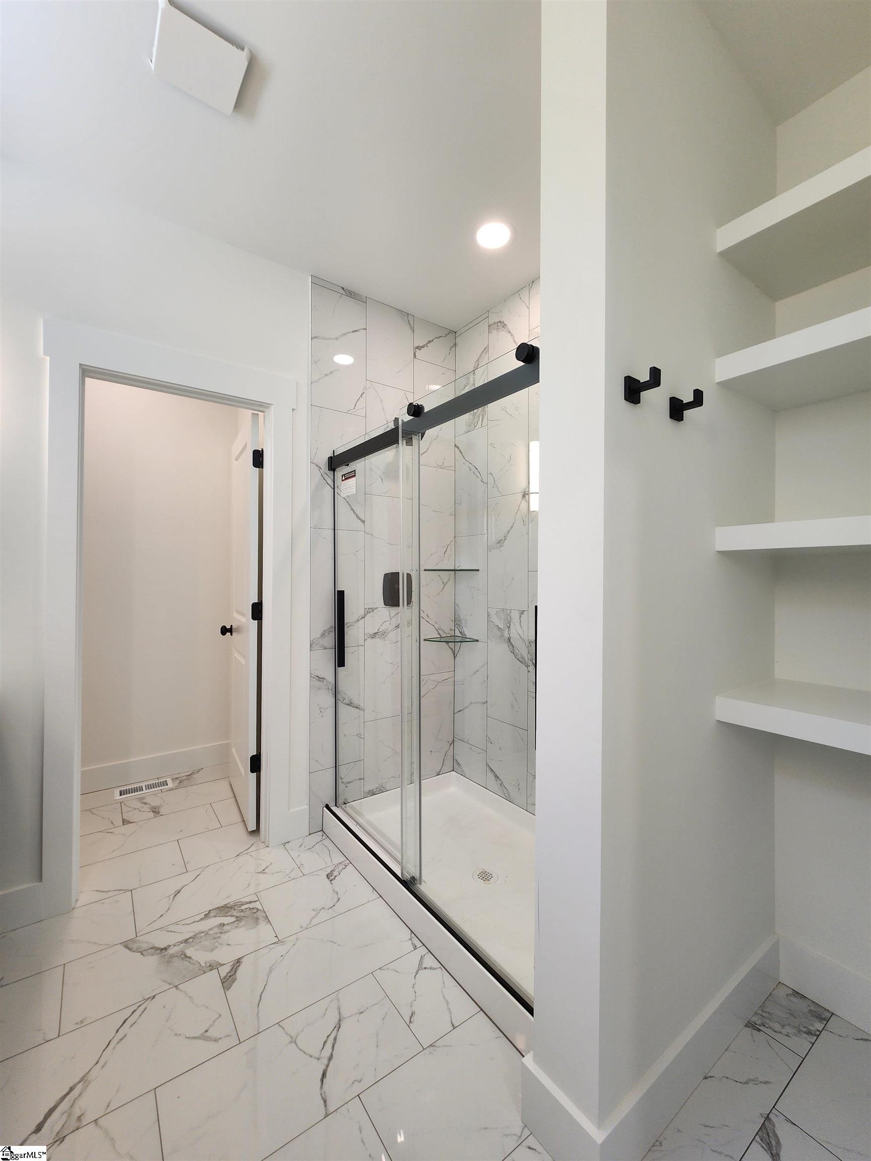 402 Edgewater Drive Anderson, SC 29626 - Photo 18 of 33