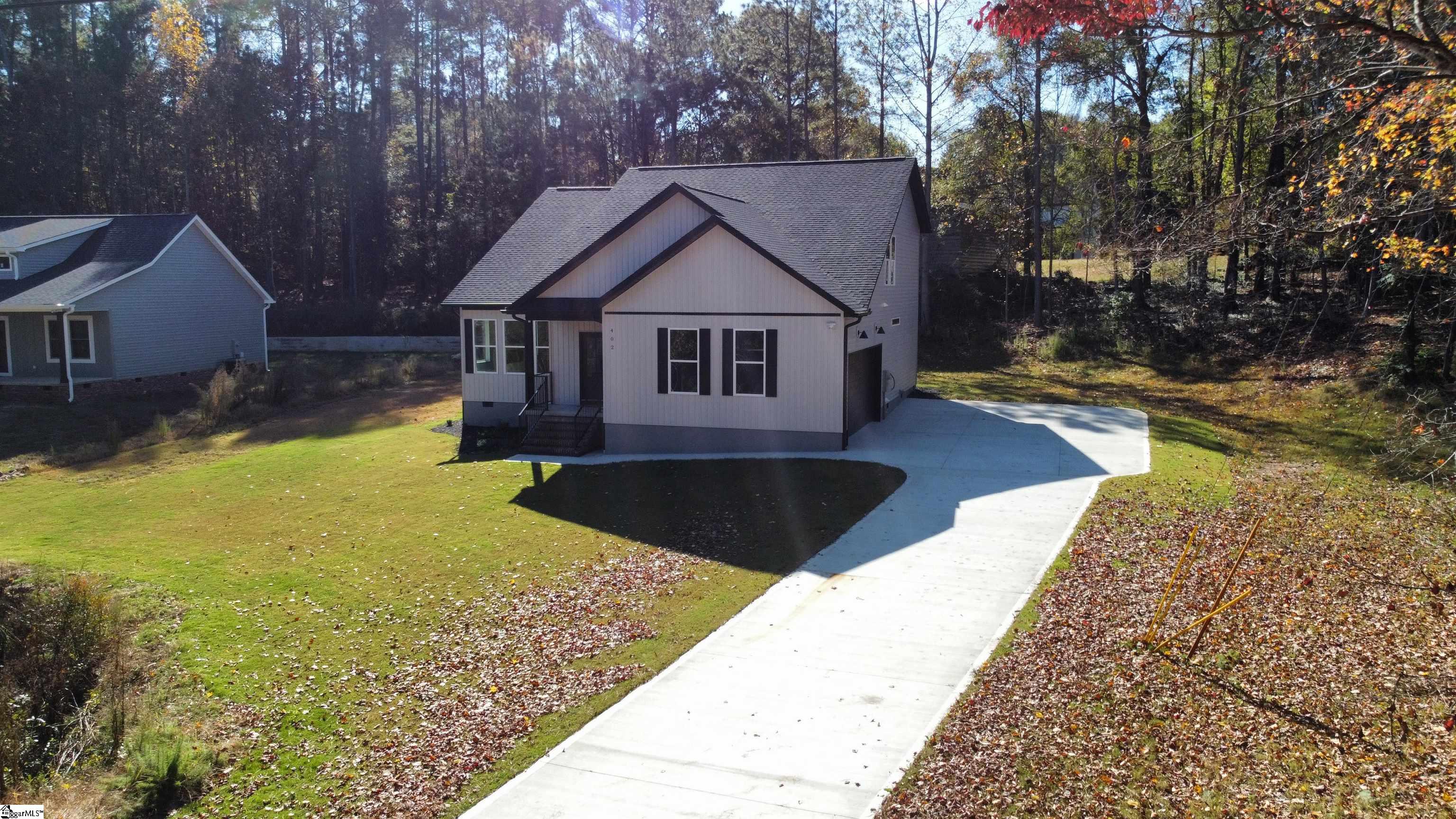 402 Edgewater Drive Anderson, SC 29626 - Photo 2 of 33